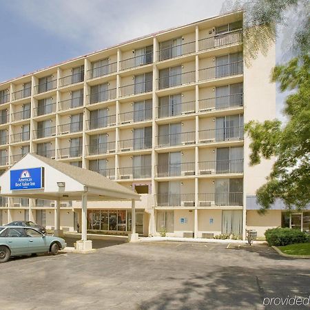 Broadview Inn Suites גיילסבורג מראה חיצוני תמונה